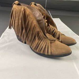 Coconuts by Matisse Lambert Booties in Saddle Size 8M Fringe Western Nashville